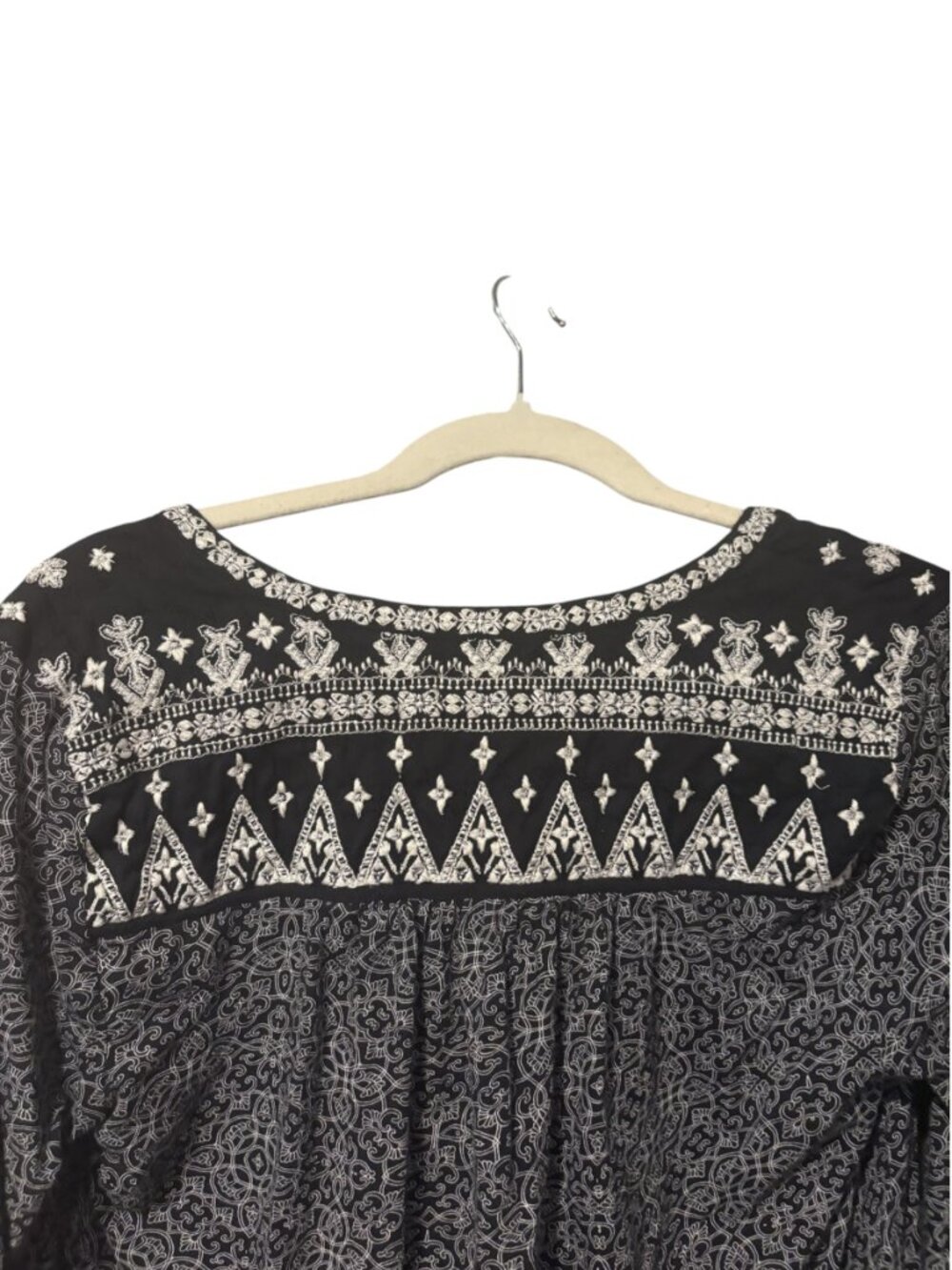 Lucky Brand Embroidered Peasant Blouse - Picture 5 of 9